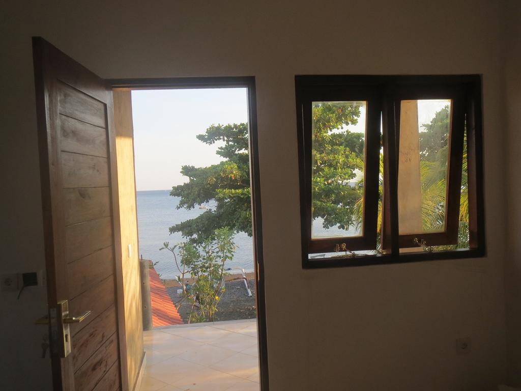 Amed Sari Beach Guesthouse Εξωτερικό φωτογραφία