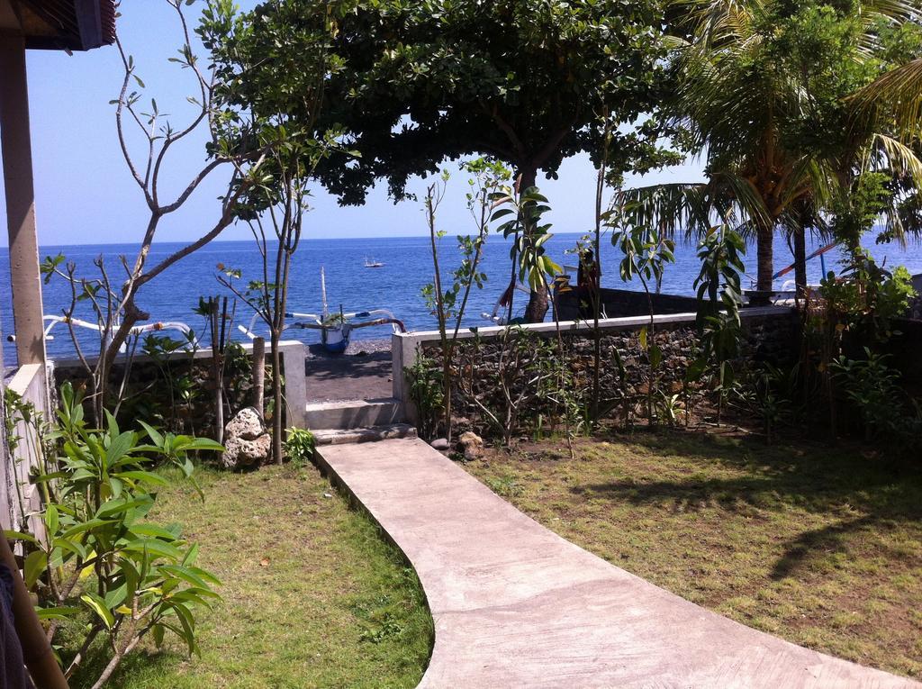 Amed Sari Beach Guesthouse Εξωτερικό φωτογραφία